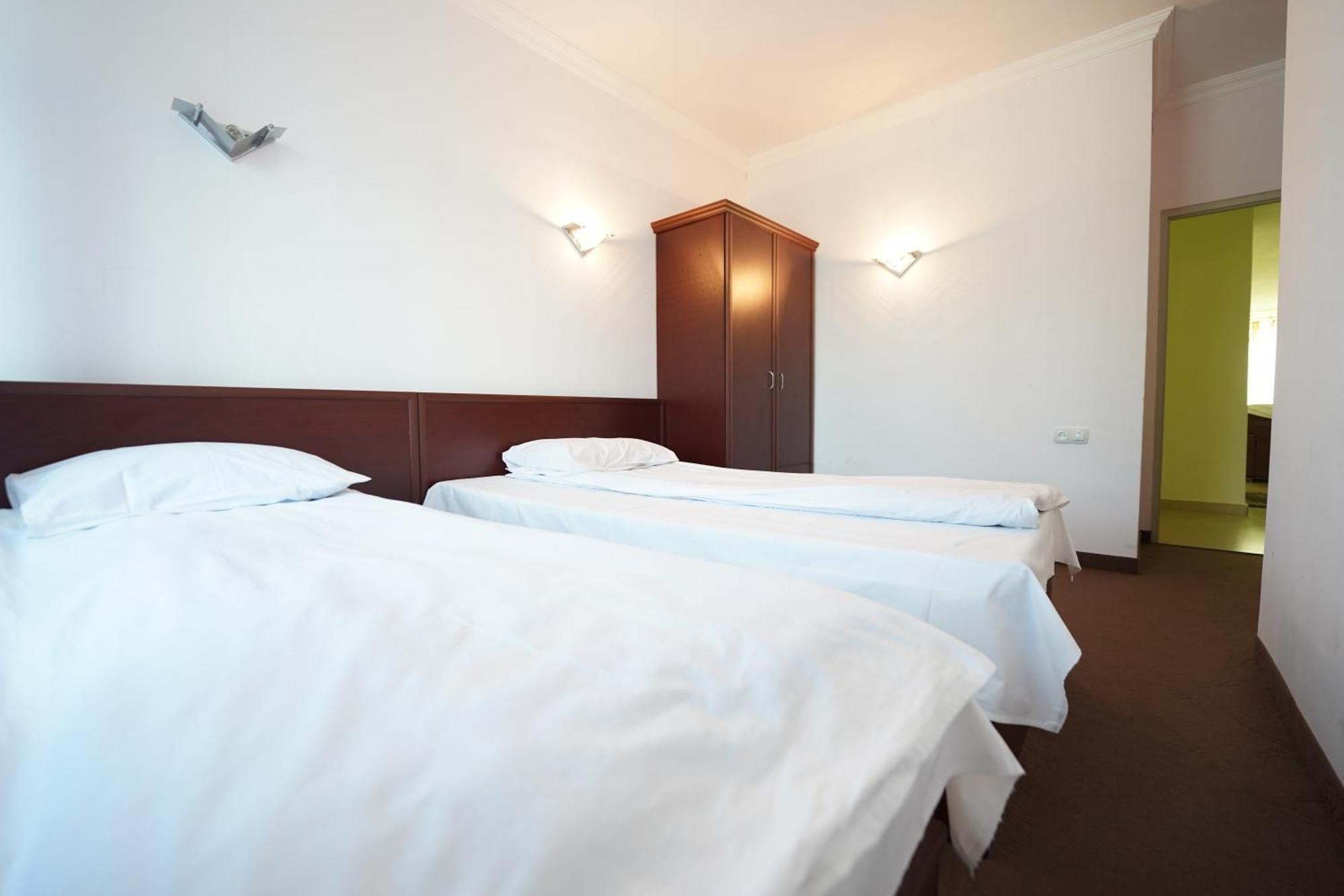 Maria Resort Sevan Exterior photo